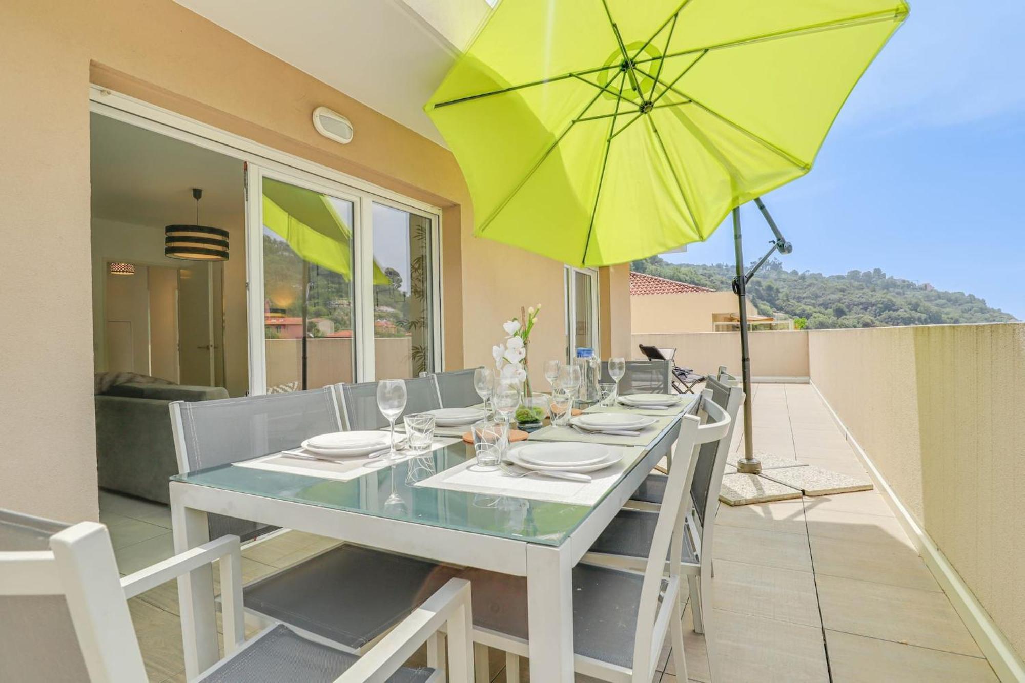 Spacieux Rooftop Parking, Terrasse Ensoleillee 芒通 外观 照片